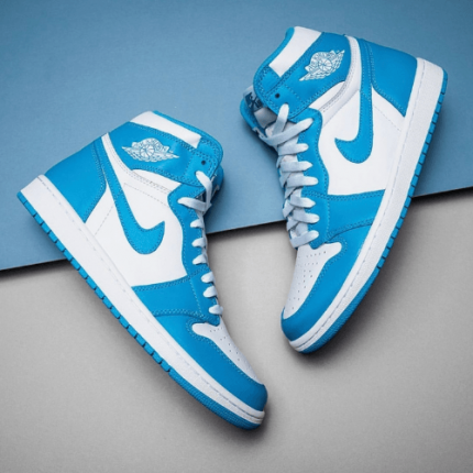 NIKE AIR JORDAN 1 SKY BLUE logo