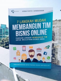 Buku "7 Langkah Mudah Membangun Tim Bisnis Online" (Karya Hermas Puspito)