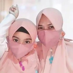Ibu Wulan, Bekasi