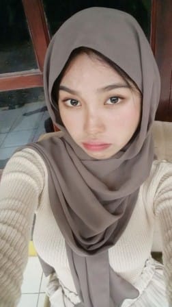 Dewi Aulia (Mahasiswi)