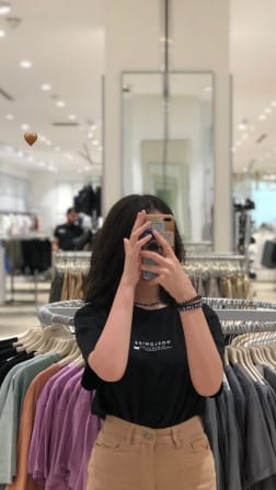 lestari wijayanti ⭐⭐⭐⭐⭐