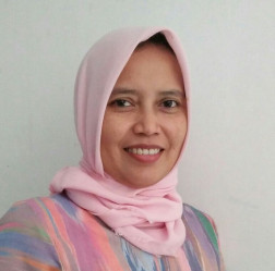 Ibu Nurjanah (47 Tahun)