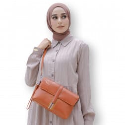 JOHN BAG NAWIES LEATHER logo