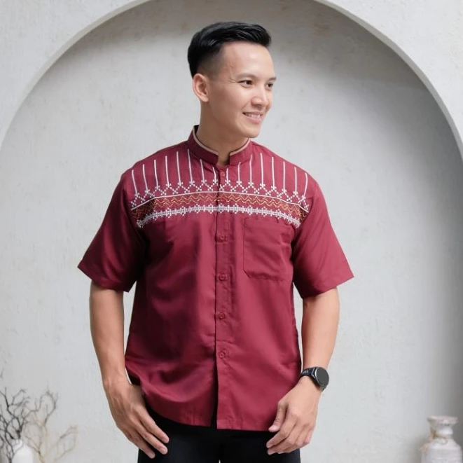 Koko Bordir Lengan Pendek Original Bonus Sarung Tenun & Peci Rajut-ax