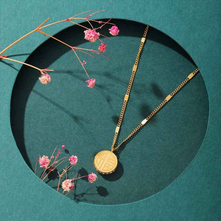 Kalung FU 18 karat ✨ logo