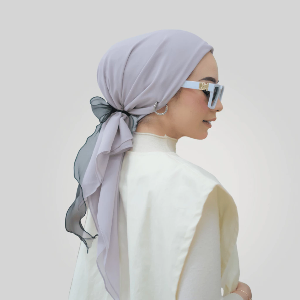 Vintage Instant Scarf Styling