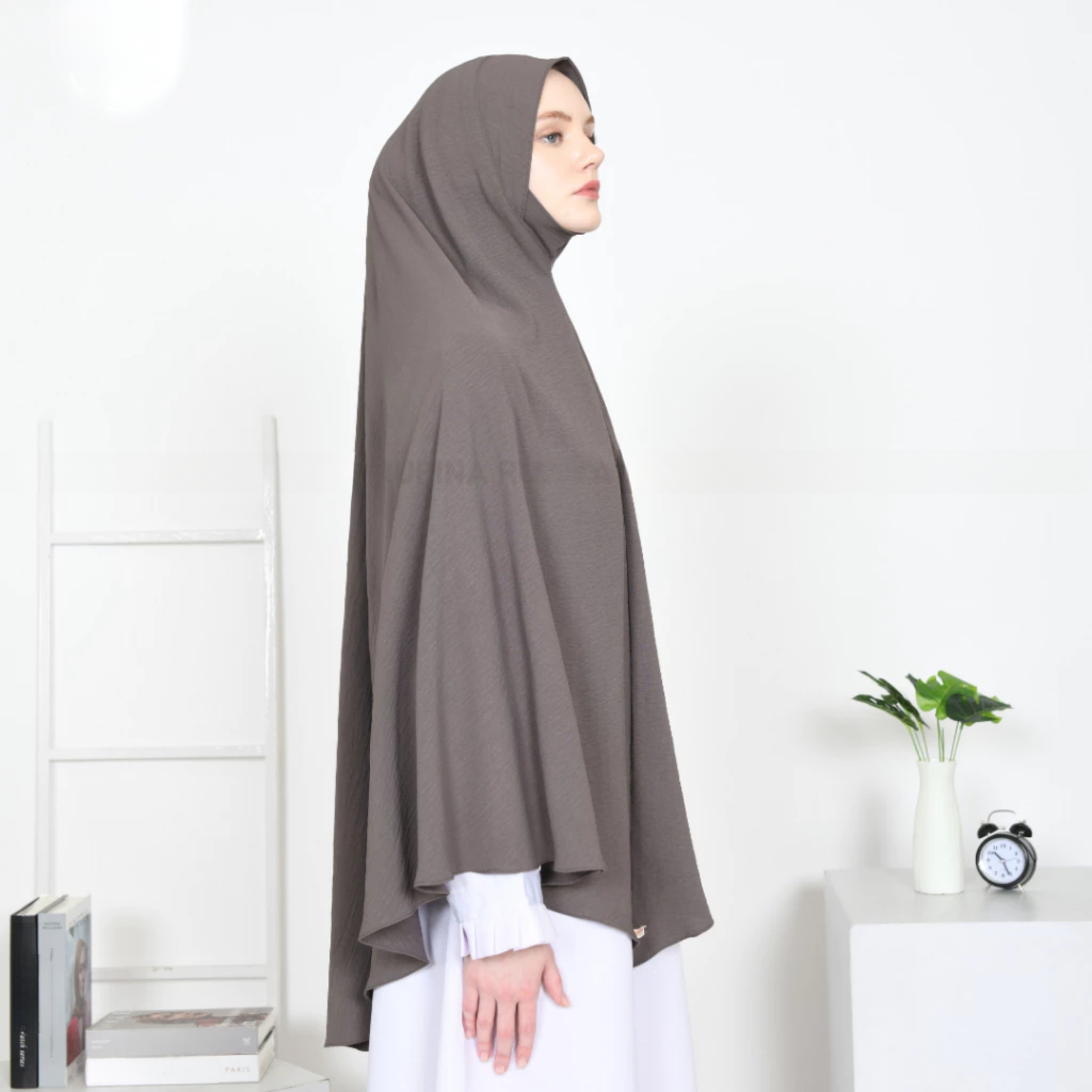 Detail Azzalea Dagu Hijab