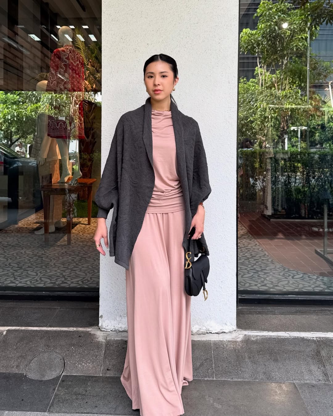 Warna Layra Outer