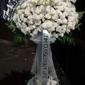 Standing flower SF10 logo