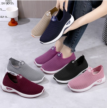 SEPATU SNEAKERS WANITA SLIP ON STYLE CASUAL logo
