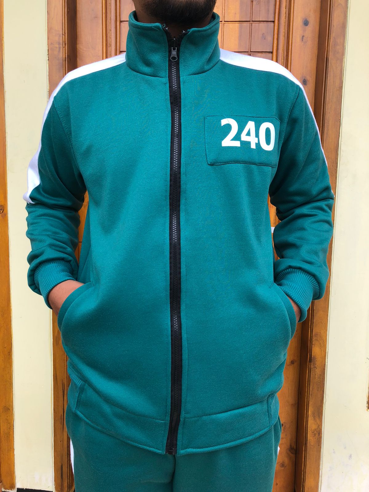JAKET SQUID GAME PRIA WANITA TERLARIS 2025 logo