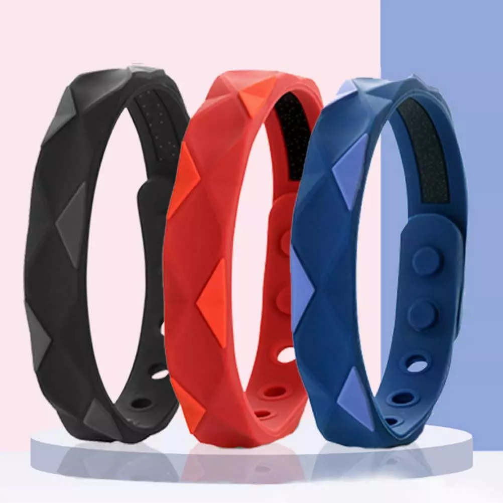 VITAPRO WRISTBAND TM - KN logo