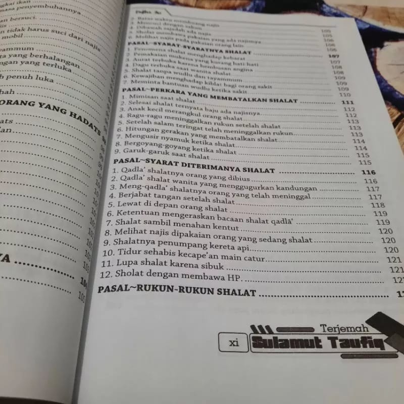 Terjemah kitab sulammuttaufiq 3 bahasa