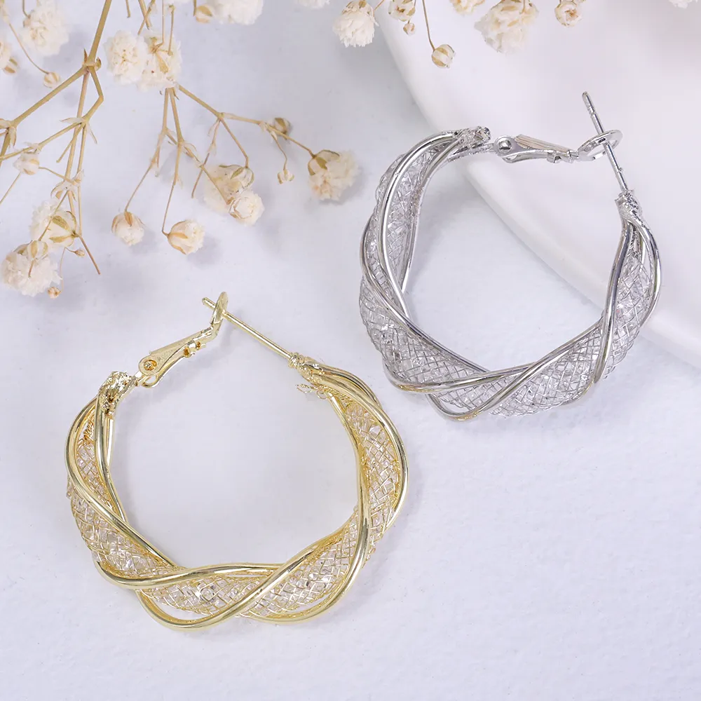 🔥TWISTIQUE PERFECT EARRING WITH UNIQUE DESIGN logo