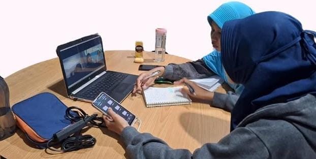 KONSULTASI AUTISME ONLINE DENGAN RTH-TML