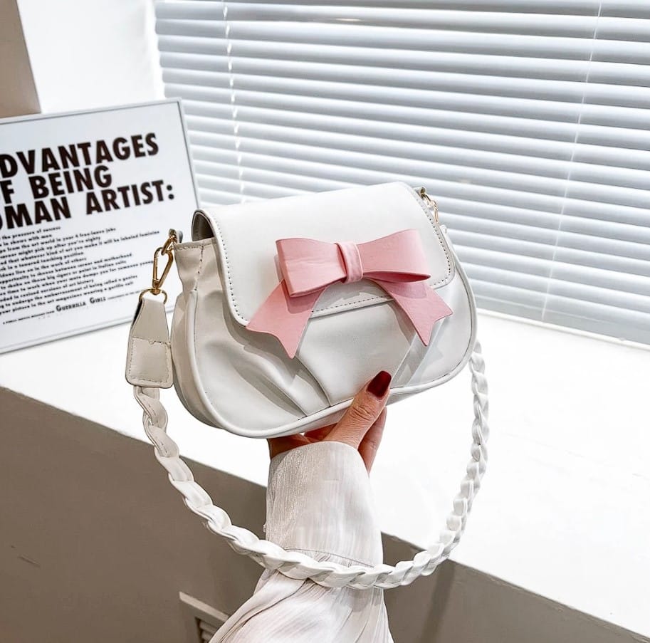 Zerina Sling bag logo