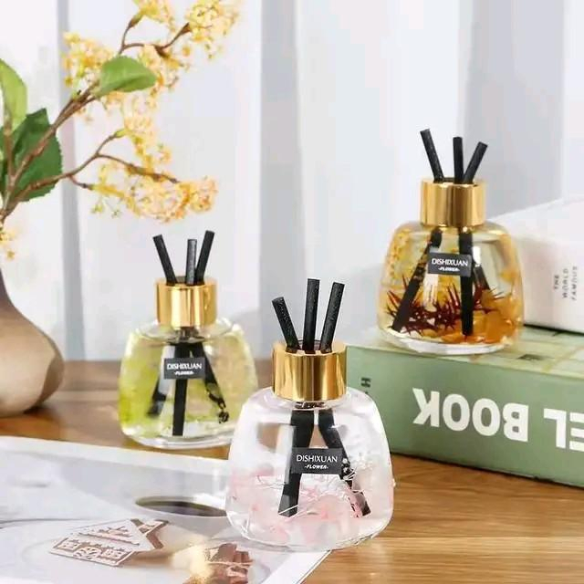 Pewangi Mobil Bunga logo