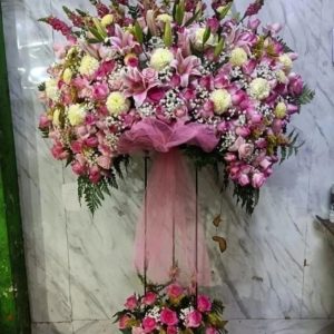Standing flower SF19 logo