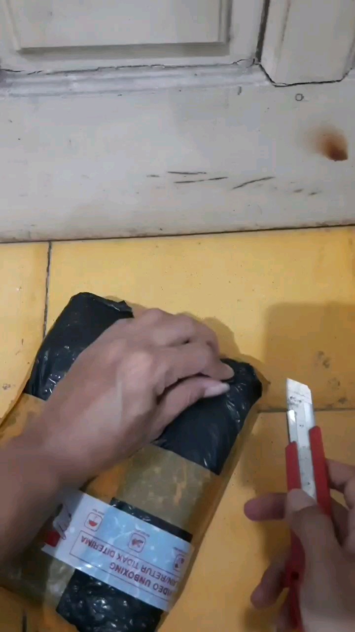 Alat Bor Cordless Mini 1 set isi 49 pcs 4.2 V Mesin Bor Baterai Impact Drill 49 Pcs Set Usefultools