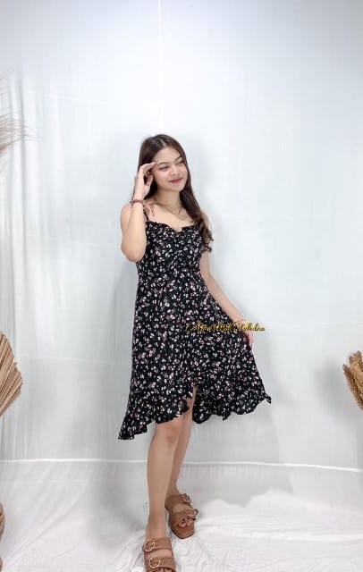 Sedia Midi Dress Motif Bunga Soka Bali 2023