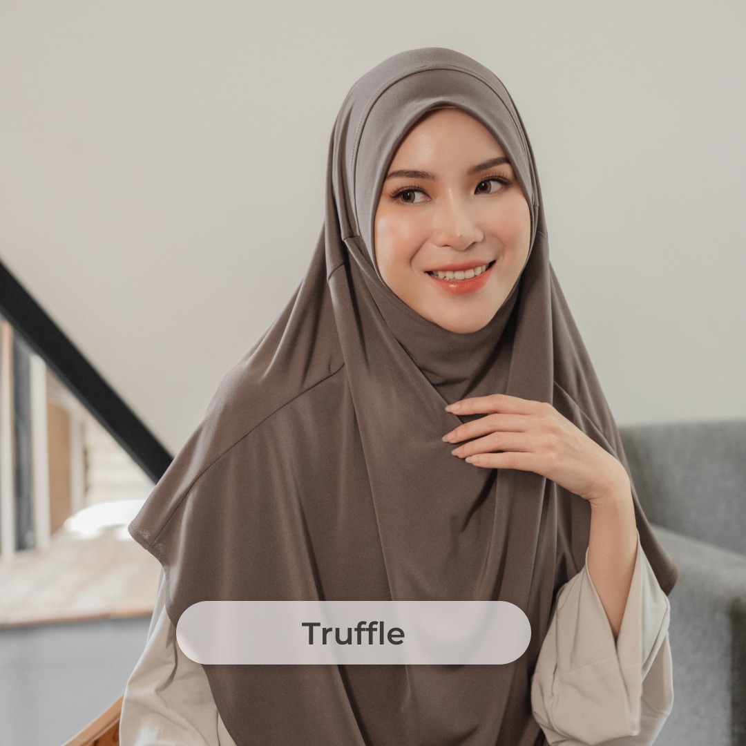 Aqila Modest Wear logo