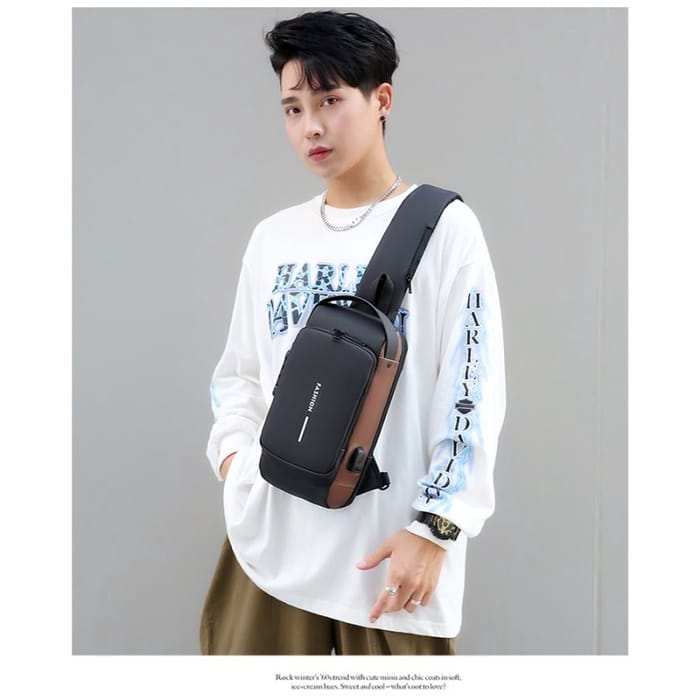 Tas Selempang Pria USB Fashion Waterproof ⚡