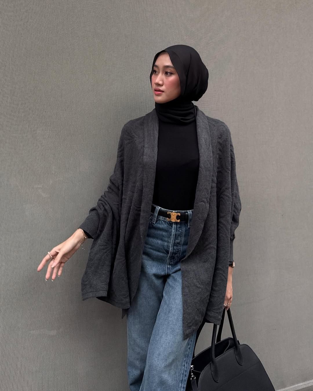 Warna Layra Outer
