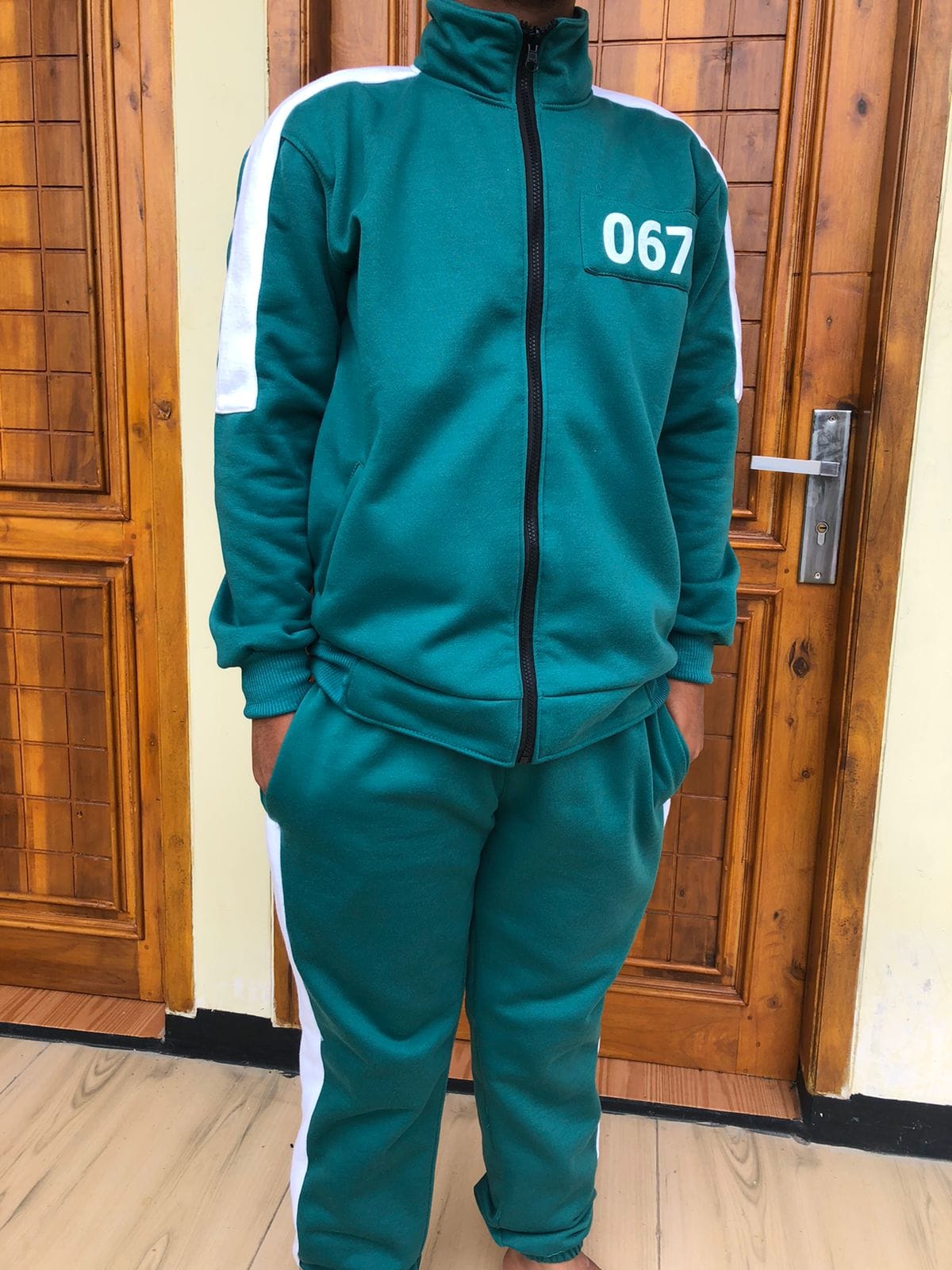 SETELAN JAKET CELANA SQUID GAME PRIA WANITA TERLARIS 2025 BEBAS KODE
