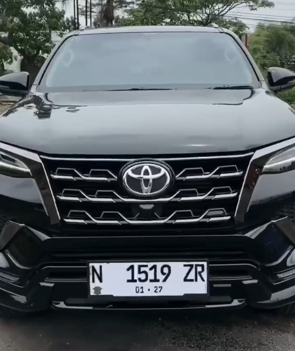 Plat Nomor Mobil Timbul Mewah logo