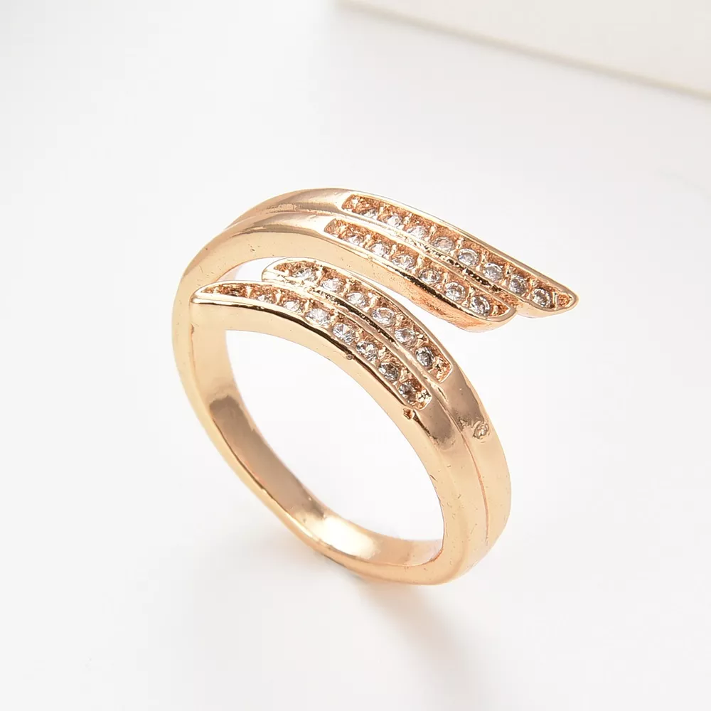 Cincin titanium yang lagi tren